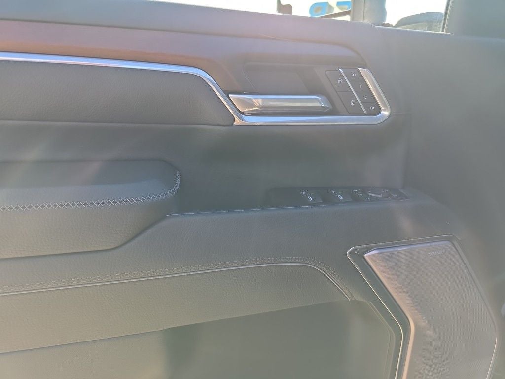 2025 GMC Sierra 2500 HD Denali