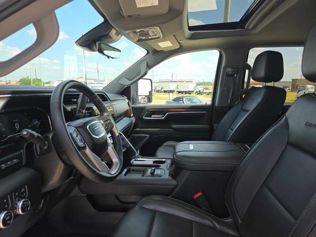 2025 GMC Sierra 2500 HD Denali