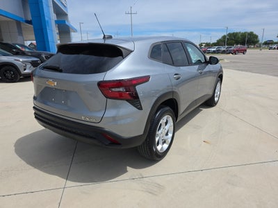2025 Chevrolet Trax LS
